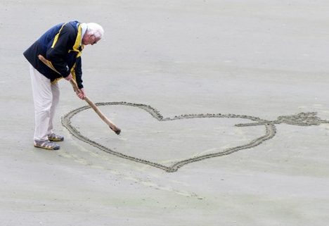 Mann am Strand