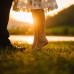 Männerfüße und Frauenfüße